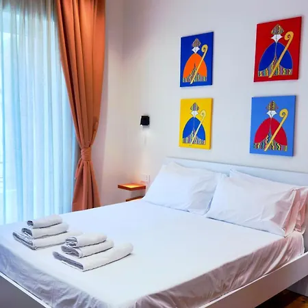 Pensión Michelangelo 48