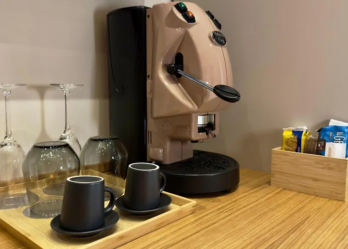 Michelangelo 48 Pensión Nápoles